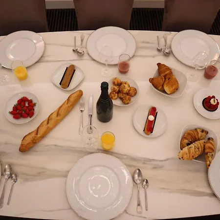 Apartment - Trocadero Paris
